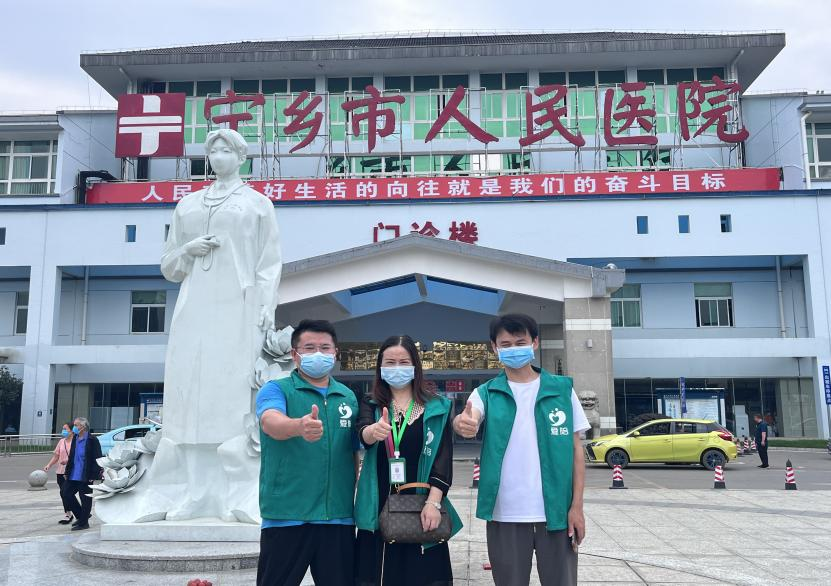 愛陪折疊陪護(hù)床椅配套服務(wù)同步供入三家醫(yī)院——產(chǎn)品硬、服務(wù)好