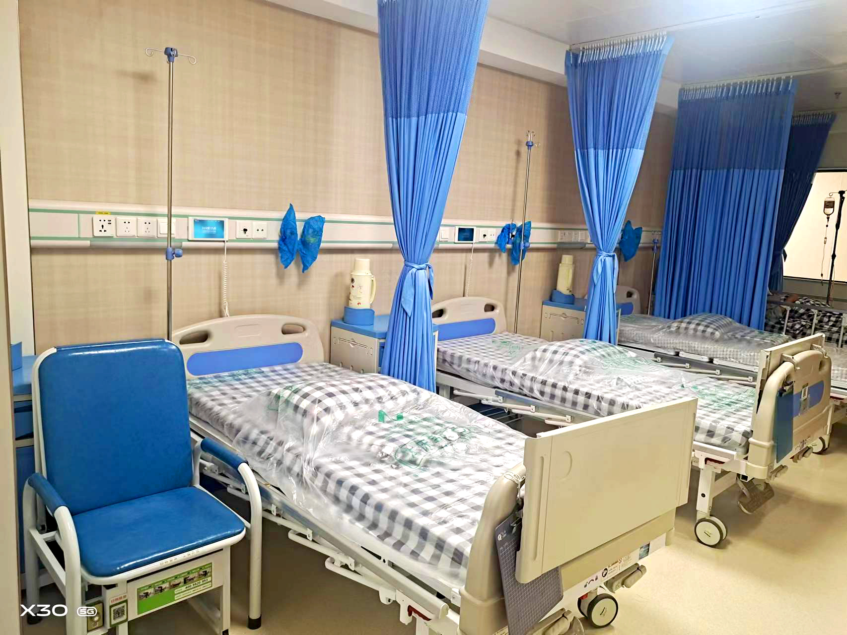 共享陪護床，守護愛的陪伴，溫暖無處不在